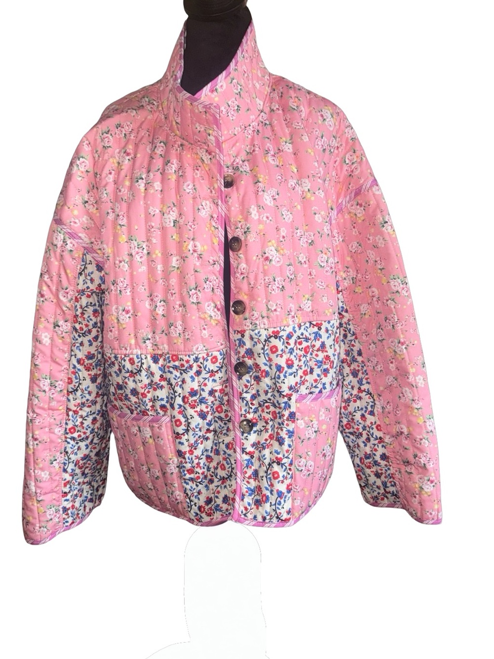 Handmade Reversible quilted jacket floral print‎ and checkered print size L